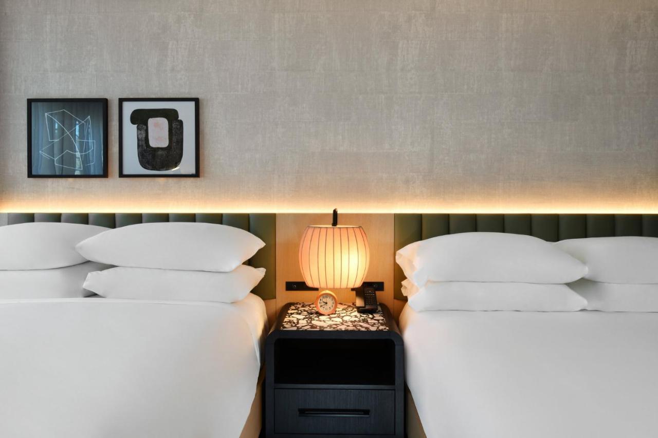 نزل هيلتون غاردن تايمز سكوير نيو يورك المظهر الخارجي الصورة A room at the hotel
