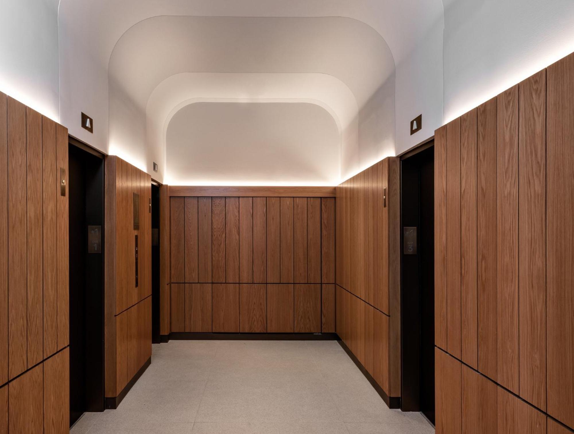 نزل هيلتون غاردن تايمز سكوير نيو يورك المظهر الخارجي الصورة The interior of the new building